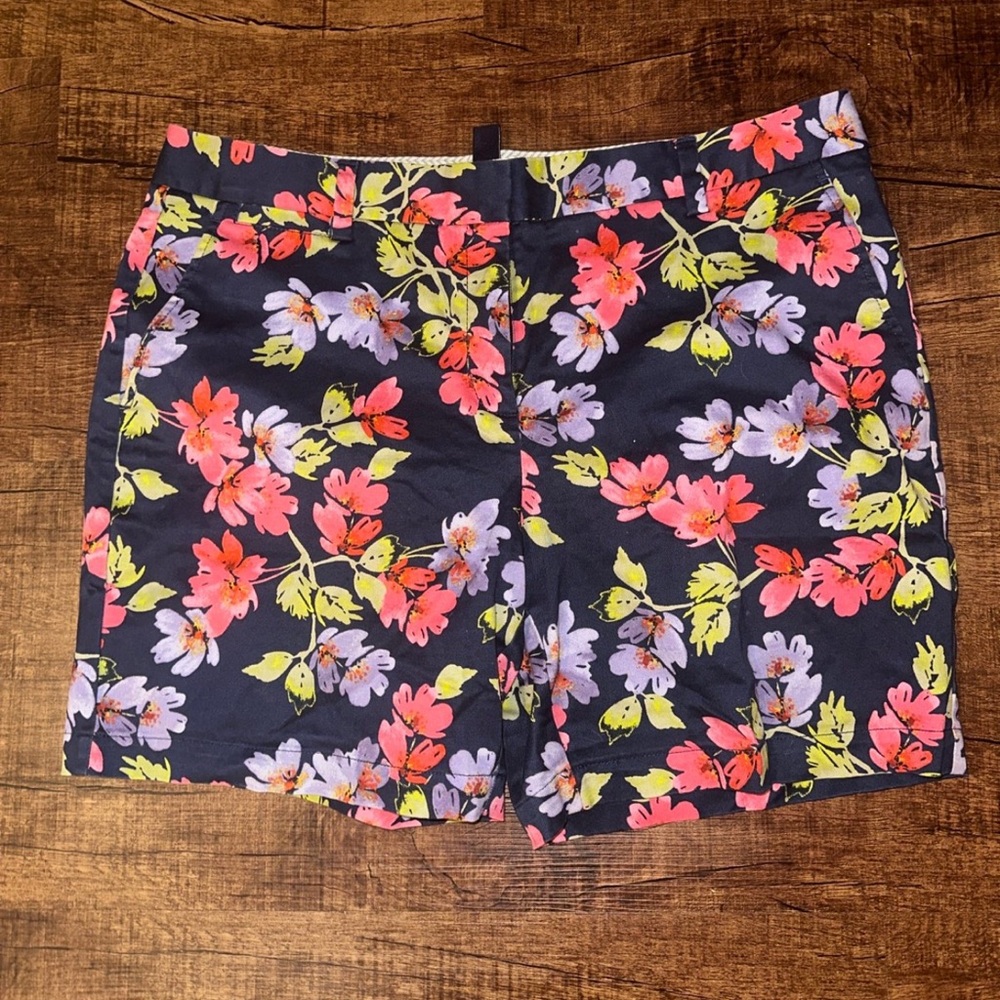 Lands' End Floral Women's Shorts - Navy and Pink